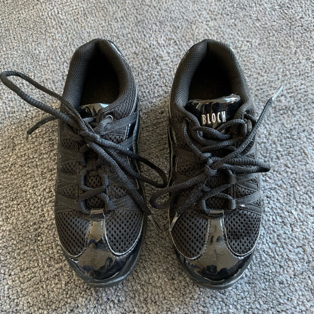 Bloch dancing shoes sneakers